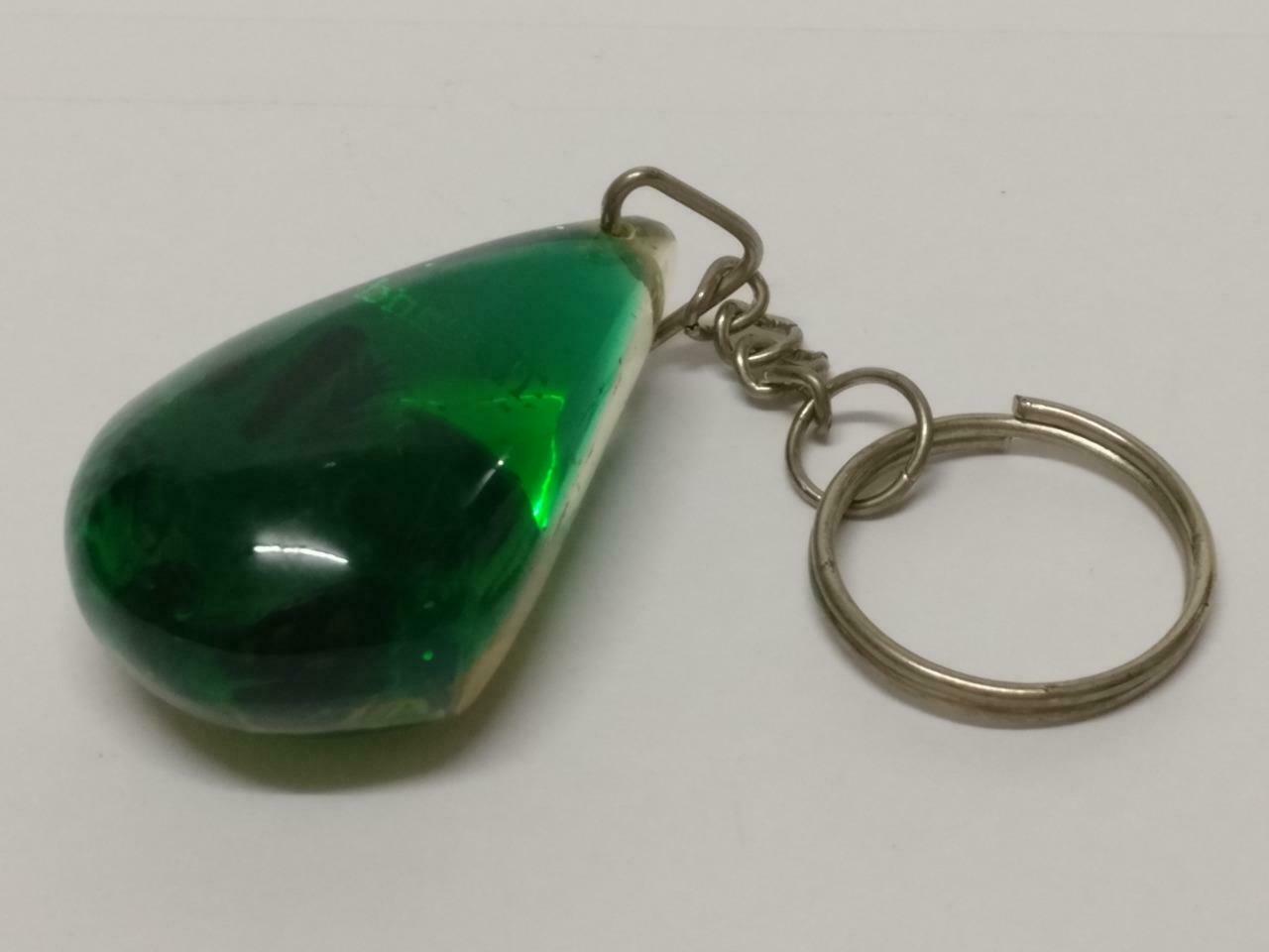 LP888 Rare Vintage Thailand Seashell Art Deco Acrylic Souvenir Keychain Keyring (B742)