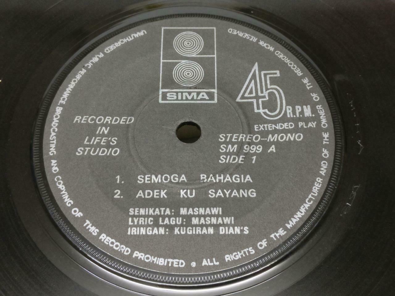 Malay Masnawi Azizah & Kugiran Dian's Band Rare Singapore EP 45 RPM 7" (EP382)