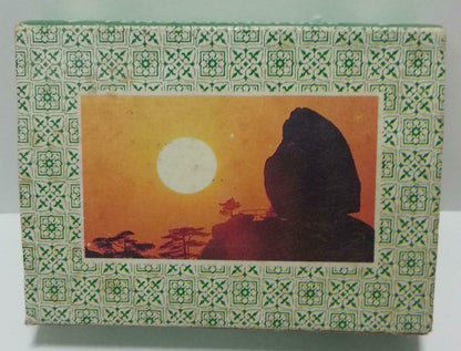 Rare Unsealed China Huangshan Scenery Chinese Playing Cards Souvenir (A1077)