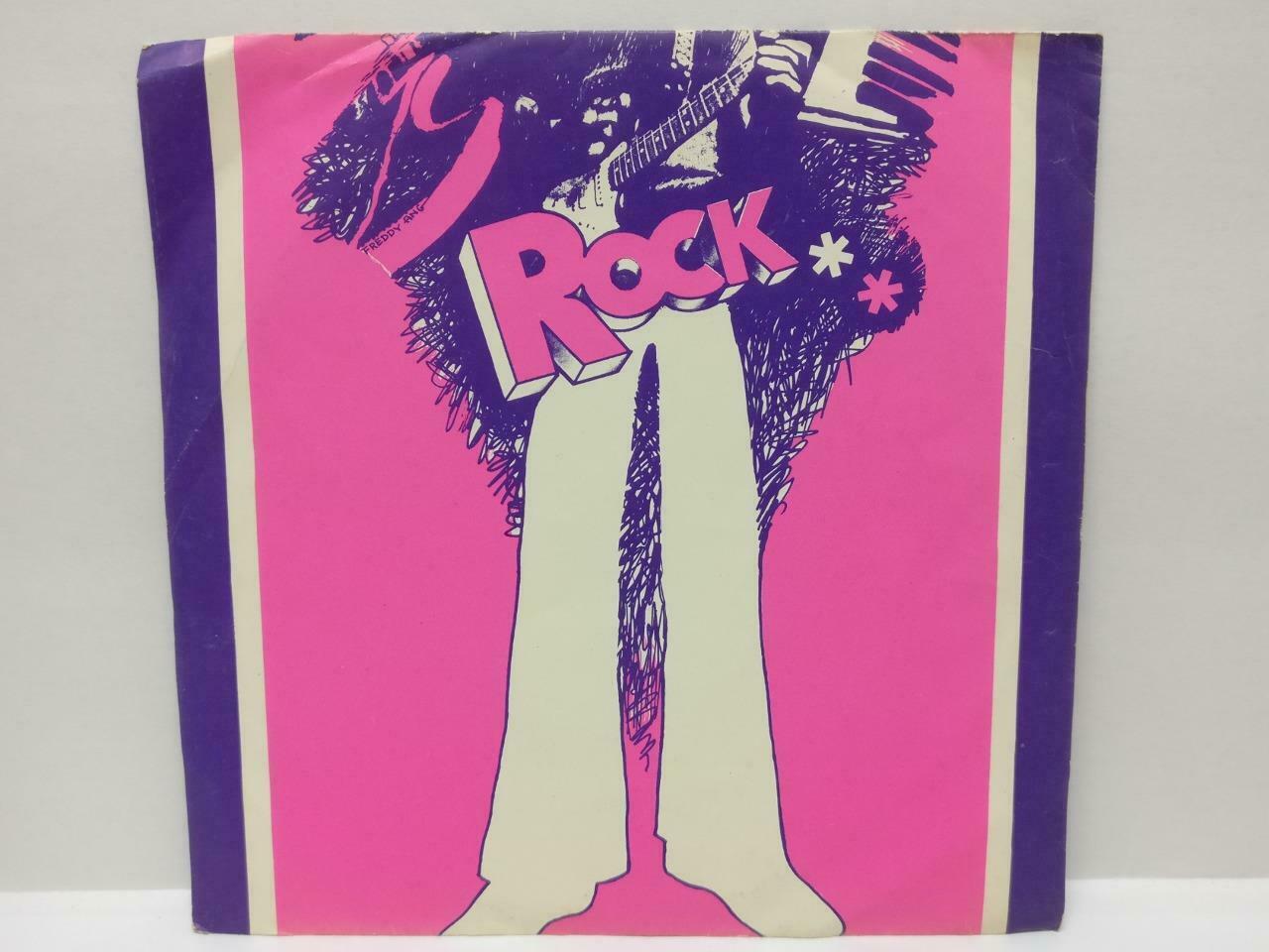 Mega Rare Singapore The Stray Dogs Band Freedom English Harvest EP 7" (EP203)