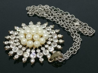 CJ888 Beautiful Faux Pearls Diamante Rhinestone Pendant Estate Necklace F/S J543