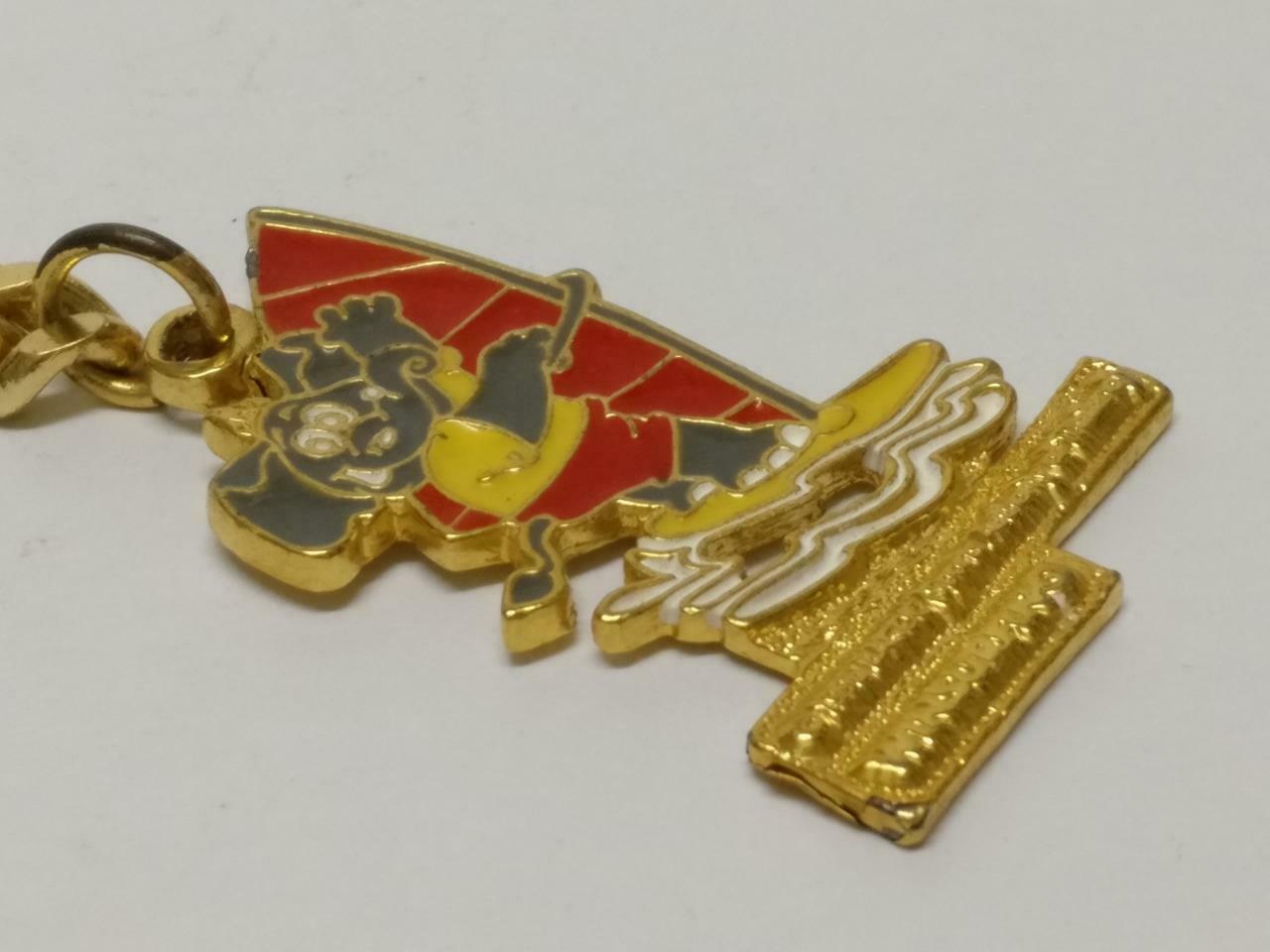 LP888 Vintage 1996 Sports Of Thailand Wind Surfing Elephant Keyring Keychain F/S B760