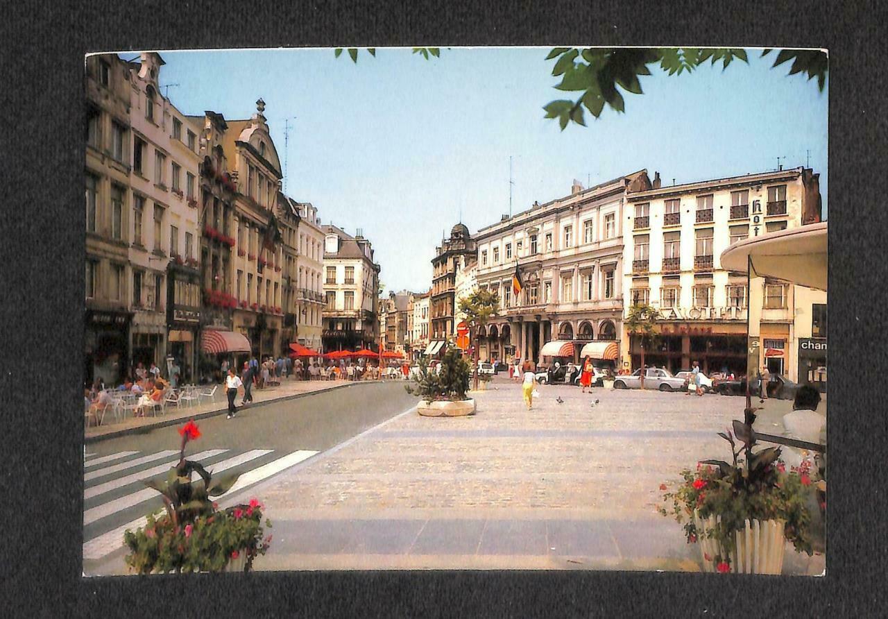 LUCKYPIGEON Brussels Rue du Marché aux Herbes Grasmarkt Postcard (C1748)