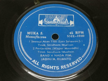 Indonesia Malay Titiek Sandhora & Muchsin & Band 4 Nada 45 RPM EP 7" (EP372)