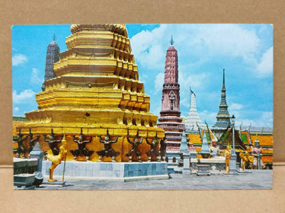 LUCKYPIGEON The Pagodas Emerald Buddha Temple Bangkok Thailand Postcard (C1854)