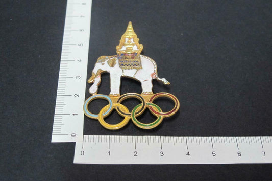 Rare National Olympic Committee of Thailand Elephant Pin Badge (A116)