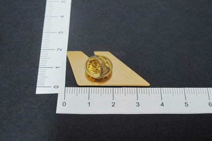Rare Singapore Airlines SIA Bird Logo Mini Pin Badge (A082)