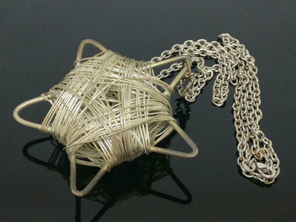 CJ888 Vintage Retro Mesh Wire Star Art Craft Silver Tone Necklace F/S (J552)