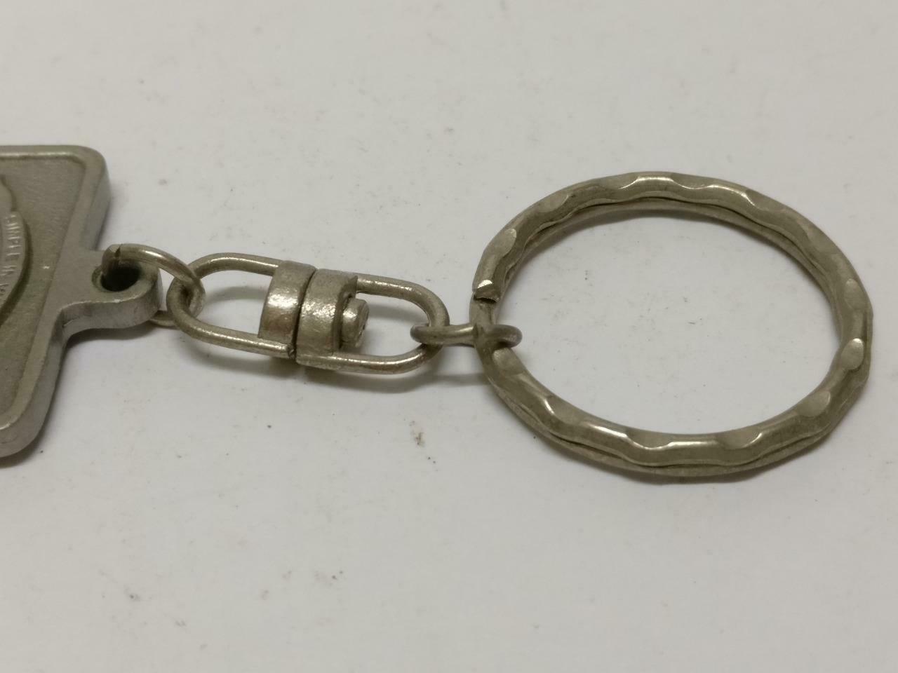 LP888 Rare Vintage Convent H.I.J 2002 Founder's Day Metal Keychain Keyring F/S (B780)