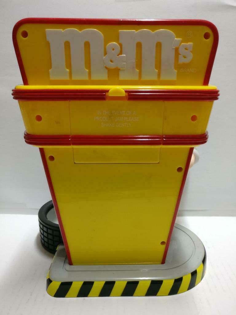 M&M's M&M Chocolate Blue Gas Petrol Station 2002 Candy Dispenser w/Box A2185 *5