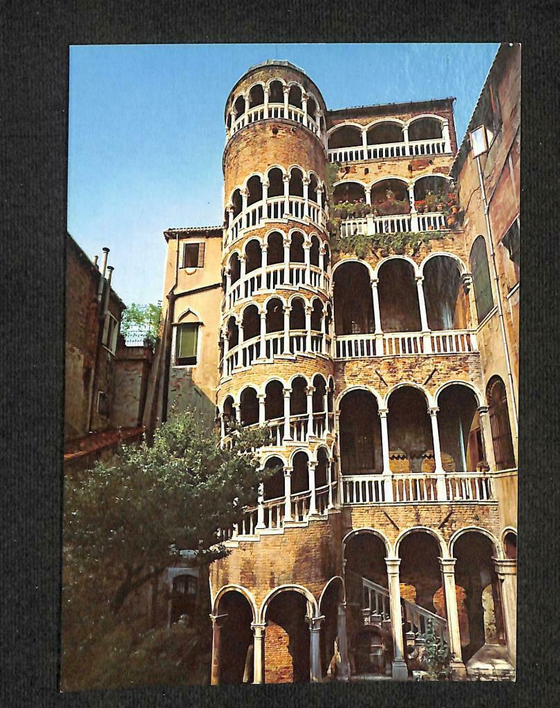 LUCKYPIGEON Contarini Palace Architecture Historical Building Postcard (C1638)