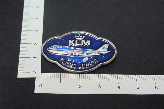 Rare Royal Dutch KLM Airlines Flying Junior Airplane Pin Badge F/S (A083)