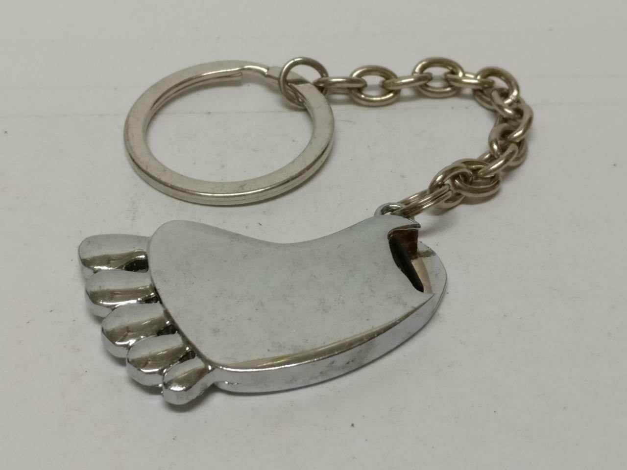 LP888 Vintage Mini Foot Footprint Silver Tone Metal Case Keychain Keyring F/S (B724)