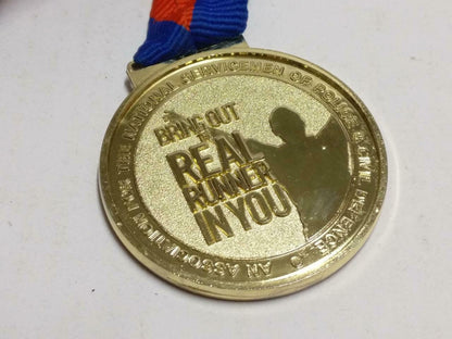 Singapore Real Run New Balance 10KM Finisher National Servicemen Medal (C081)