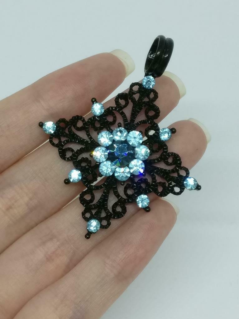 Rare Vintage Diamante Blue Sparkling Rhinestone Beads Flower Pendant F/S (J907)