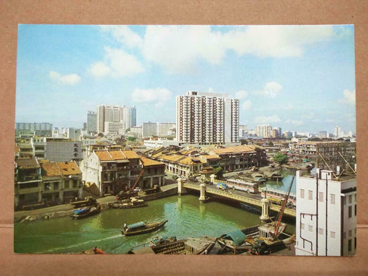 LUCKYPIGEON Singapore River In The Center Of Business District Postcard (C2006)