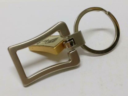 LP888 Rare Vintage Egypt Queen Gold Silver Tone Metal Keyring Keychain F/S (B789)
