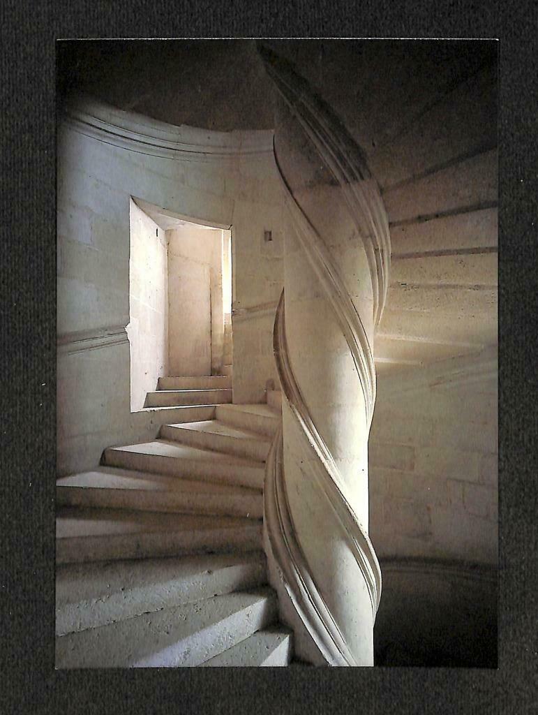 LUCKYPIGEON Chateau De Chambord France White Staircase Postcard (C1590)