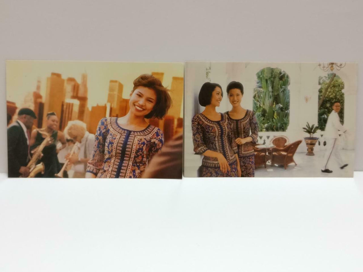 LUCKYPIGEON888 Singapore Airlines SIA Stewardess Postcard Set Of 2 (E0438)