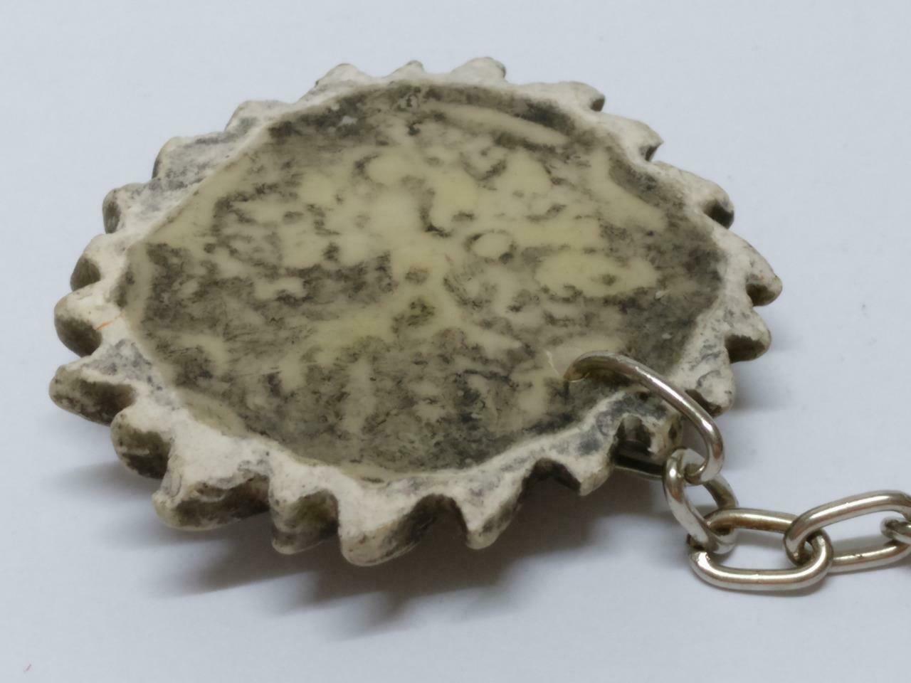 LP888 Rare Vintage Handmade Art Sun Carving Wood Sculpture Keychain Keyring F/S B750