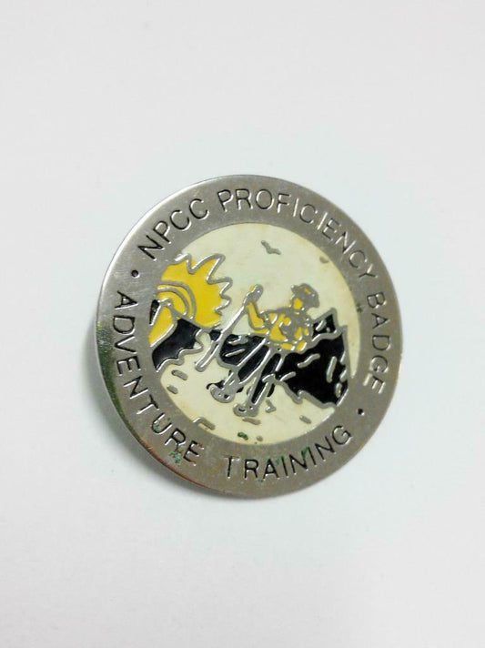 Rare Vintage Singapore NPCC Proficiency Adventure Training Pin Badge F/S (B337)