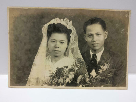 Vtg 1950 Asian Chinese Wedding Couple Bride Groom Studio Portrait B&W Photo P379