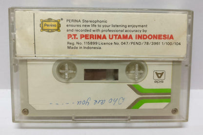 Singapore Airlines John Lennon The Hollies Indonesia Cassette (CT217)