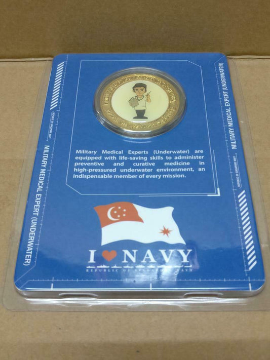 Singapore Navy Military Medical Expert Gold Color Sourvenir Coin W/Case (A1919)