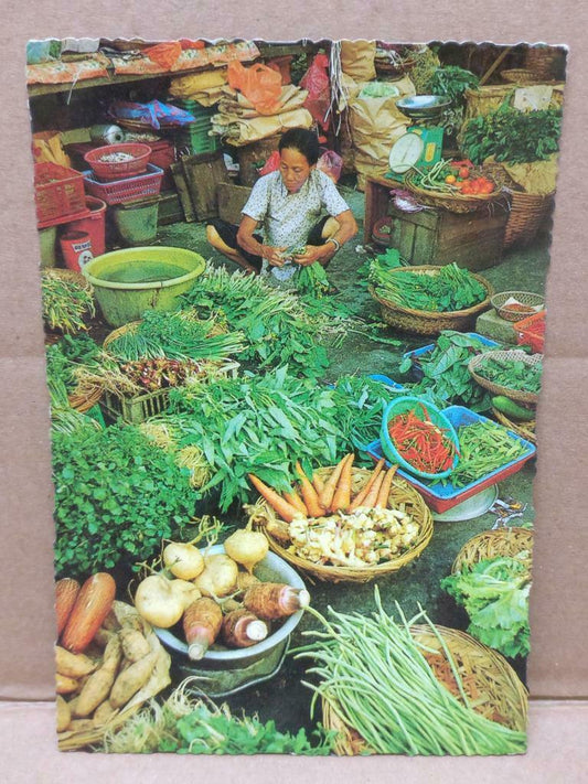 Used LUCKYPIGEON Vegetable Seller Busy Chinatown Singapore Postcard (C1905)