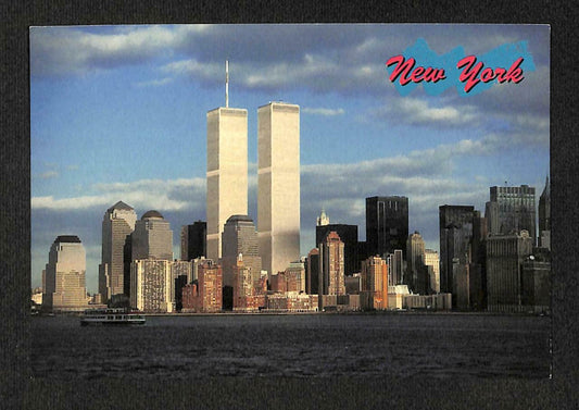 LUCKYPIGEON New York Skyscraper Downtown Manhattan Postcard (C1525)
