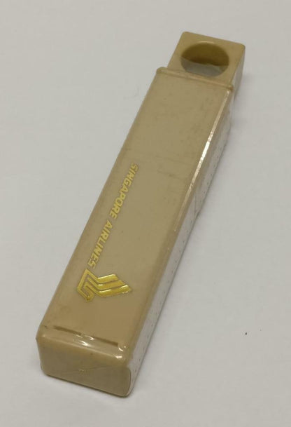 New Sealed Vintage Rare SIA Singapore Airlines Toothbrush F/S (A2097)