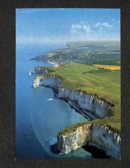 LUCKYPIGEON La Cote Normande Etretat Scenery Cliffs Sea Postcard (C1696)
