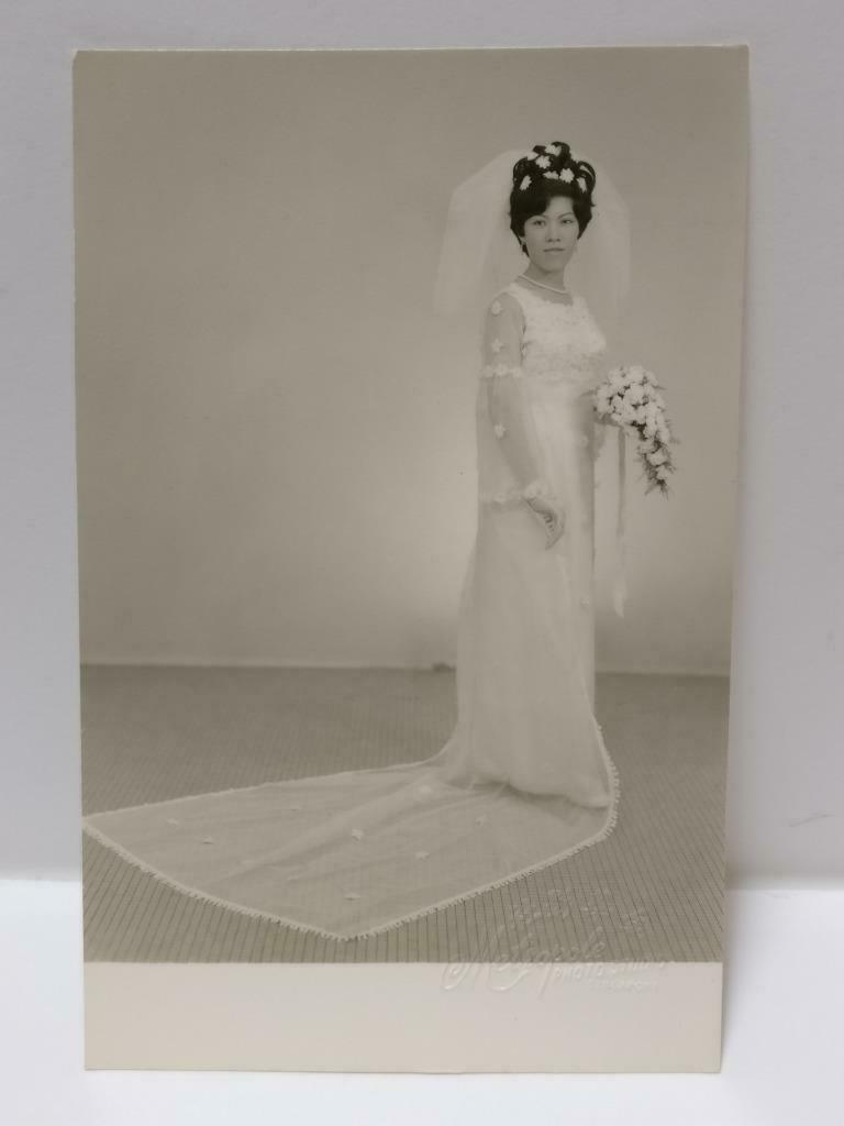 Vintage Asian Chinese Wedding Dress Bride Bouquet Studio Portrait B&W Photo P356