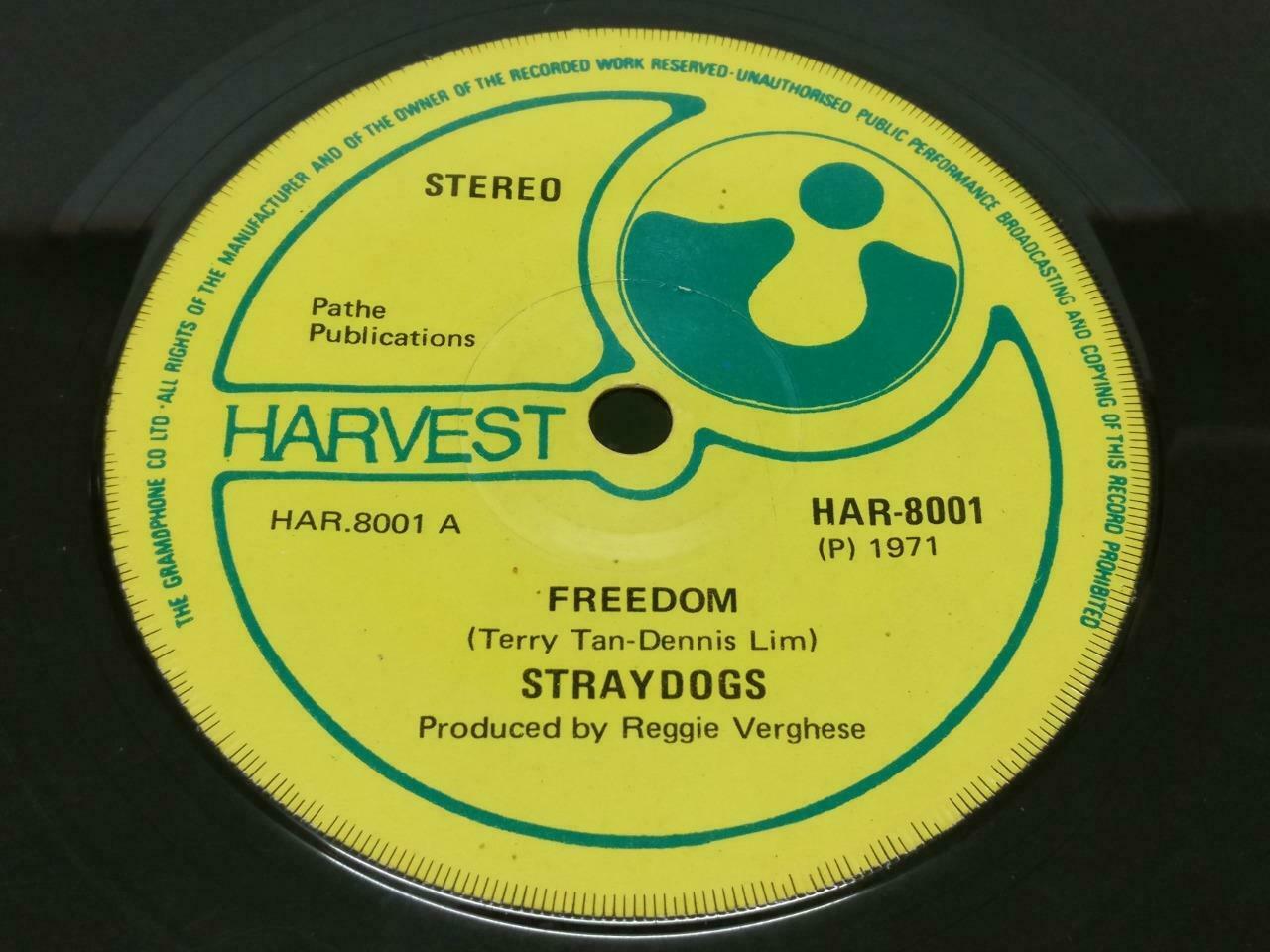 Mega Rare Singapore The Stray Dogs Band Freedom English Harvest EP 7" (EP203)